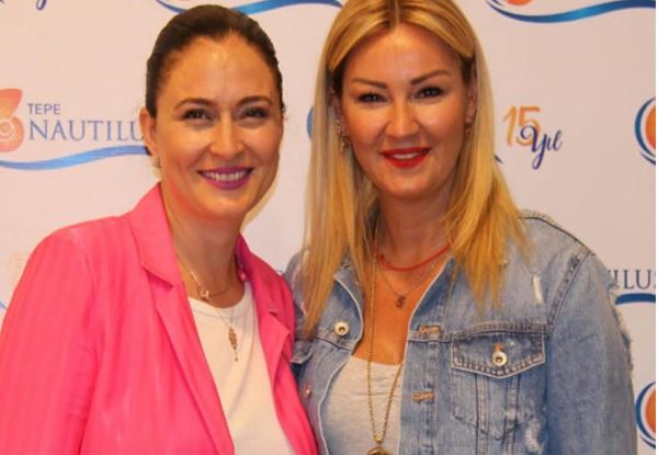 Ceyda Düvenci: 'Bülent arabayı E5’te kenara çekip 10 dakika ağladı' - Resim : 1